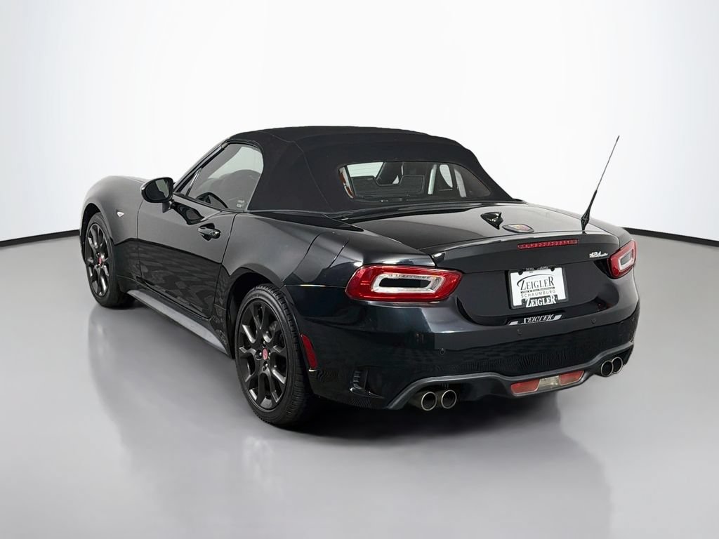Used 2019 FIAT 124 Spider Abarth w/ Convenience Group RWD image 5
