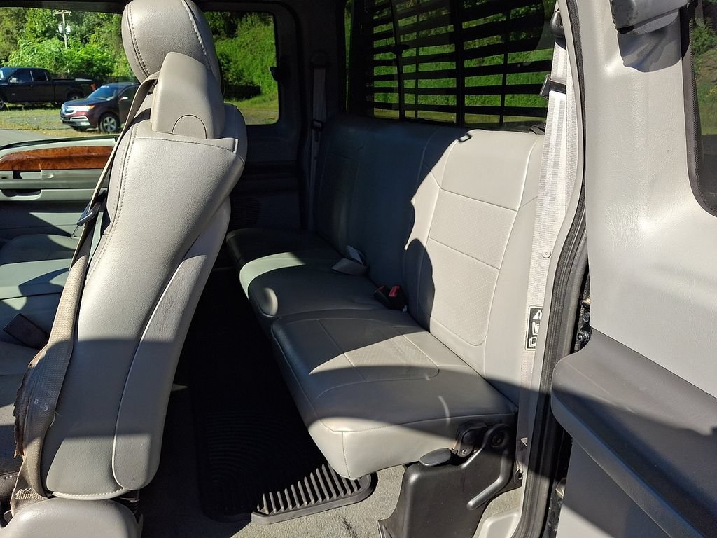 Used 2002 Ford F350 Lariat AWD/4WD image 10