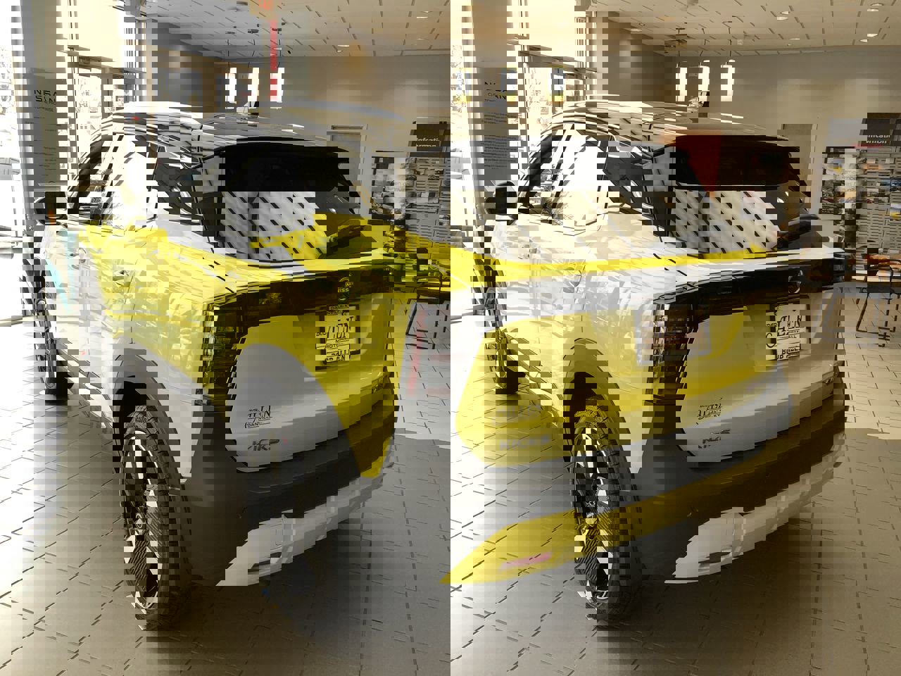 New 2026 Nissan Kicks SR w/ Cold Weather Package image 4