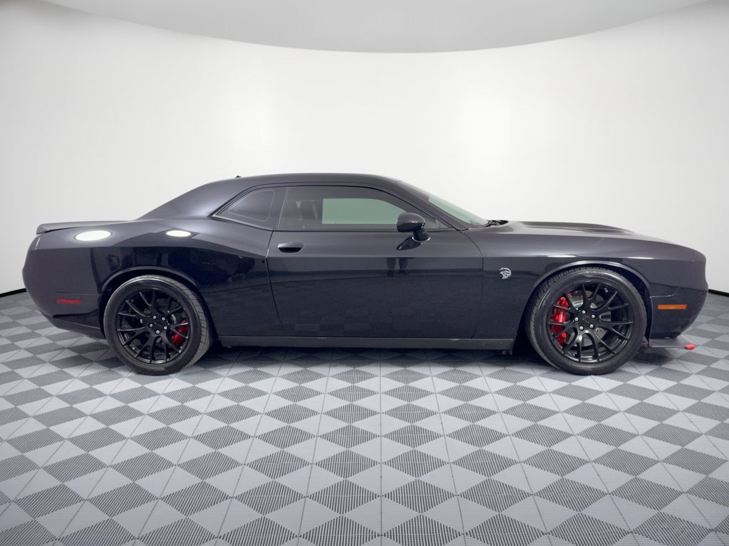 Used 2015 Dodge Challenger SRT Hellcat RWD image 8