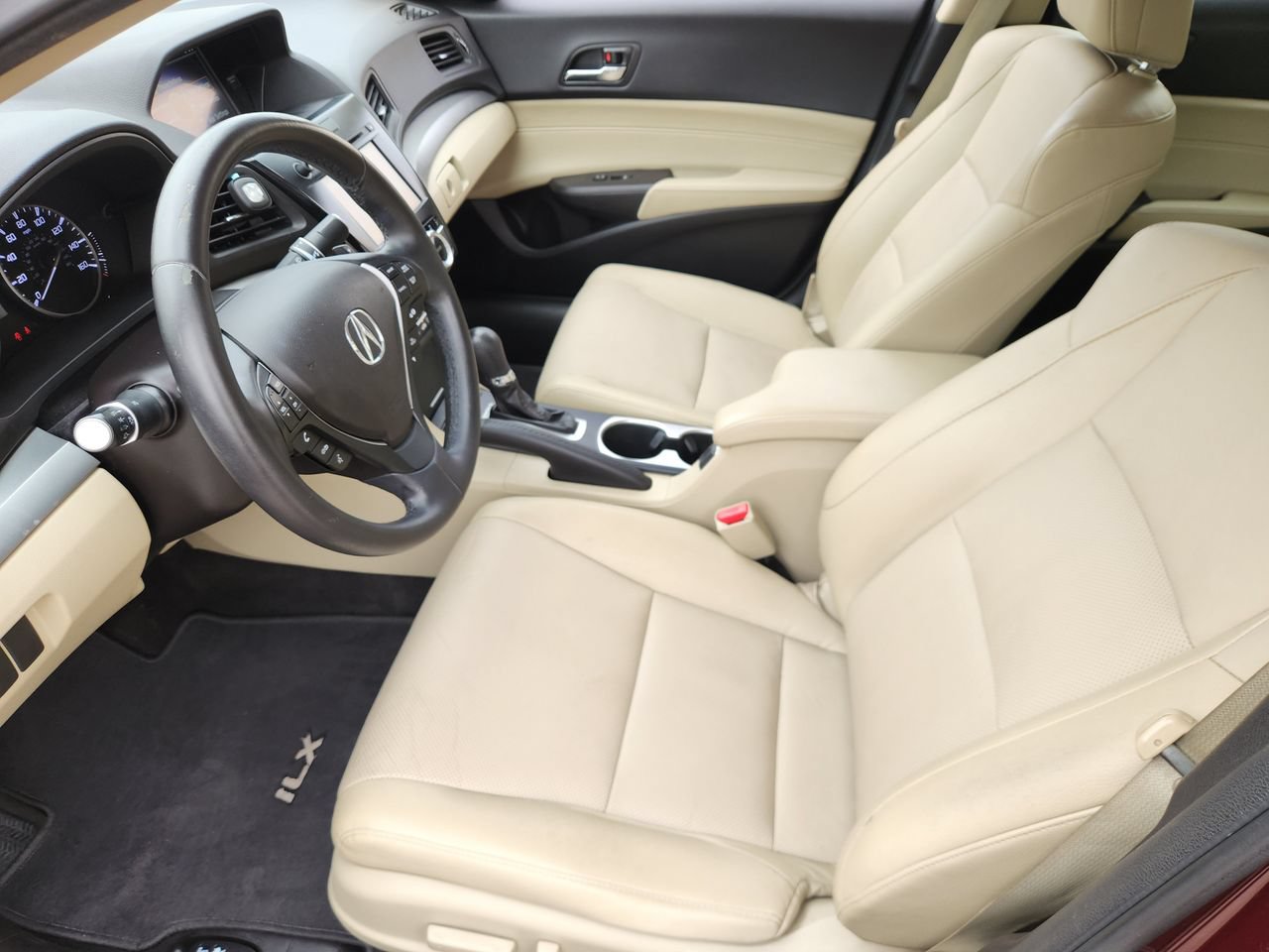 Used 2016 Acura ILX w/ Technology Plus Package FWD image 10