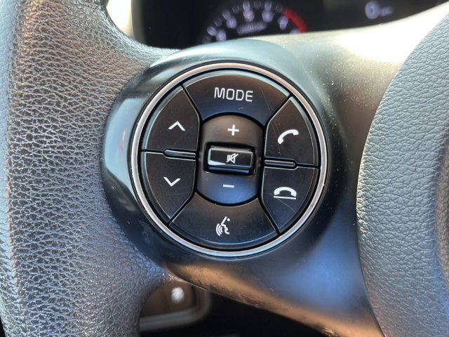 Used 2022 Kia Soul LX FWD image 28