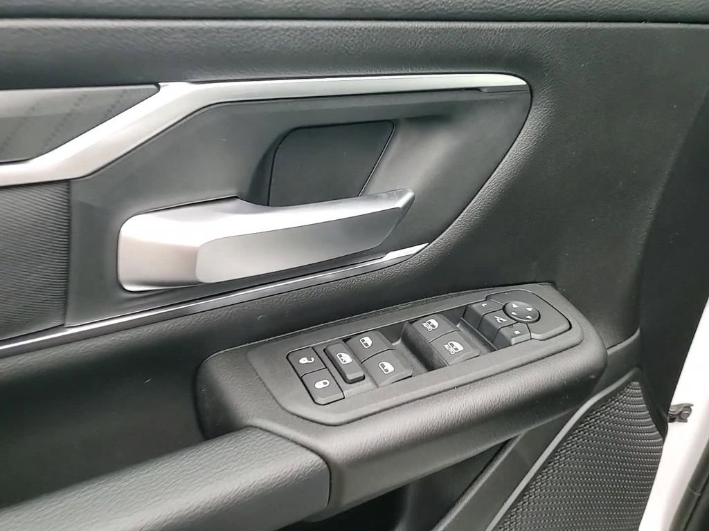 New 2026 RAM 1500 Big Horn w/ Night Edition image 10