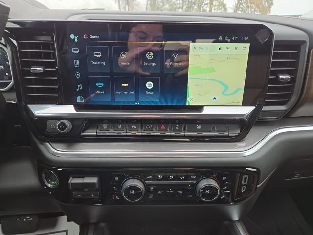 New 2025 Chevrolet Silverado 3500 High Country w/ High Country Premium Package AWD/4WD image 24