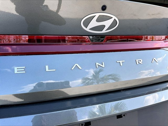 Used 2024 Hyundai Elantra SEL FWD image 30