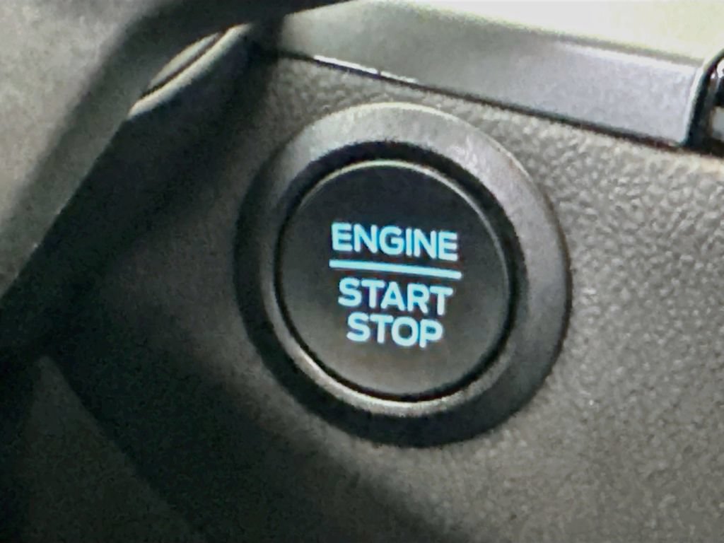 Used 2025 Ford Escape Active FWD image 27