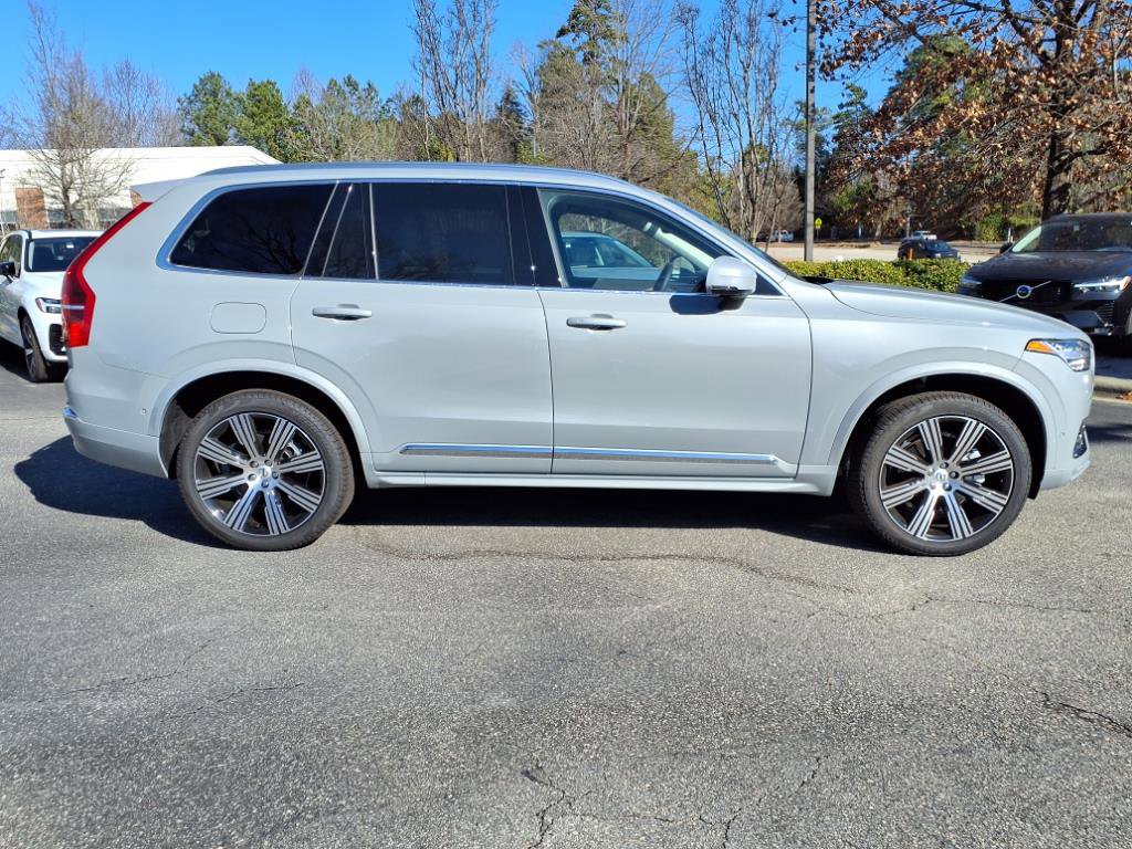 New 2025 Volvo XC90 B6 Plus w/ Protection Package Premier image 25