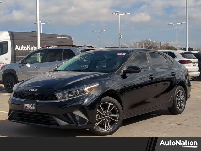 Used 2024 Kia Forte LXS w/ LXS Technology Package image 1