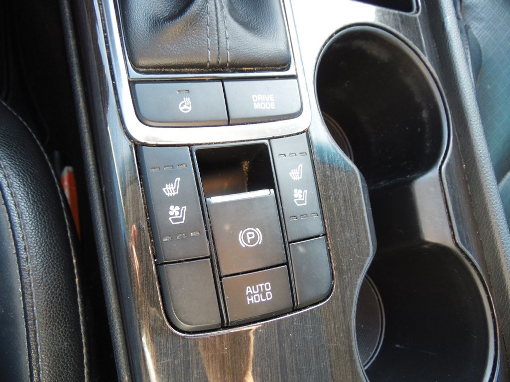 Used 2020 Kia Optima Premium image 14