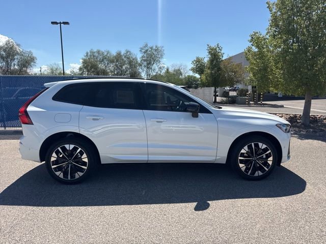 New 2026 Volvo XC60 B5 Plus w/ Climate Package image 3