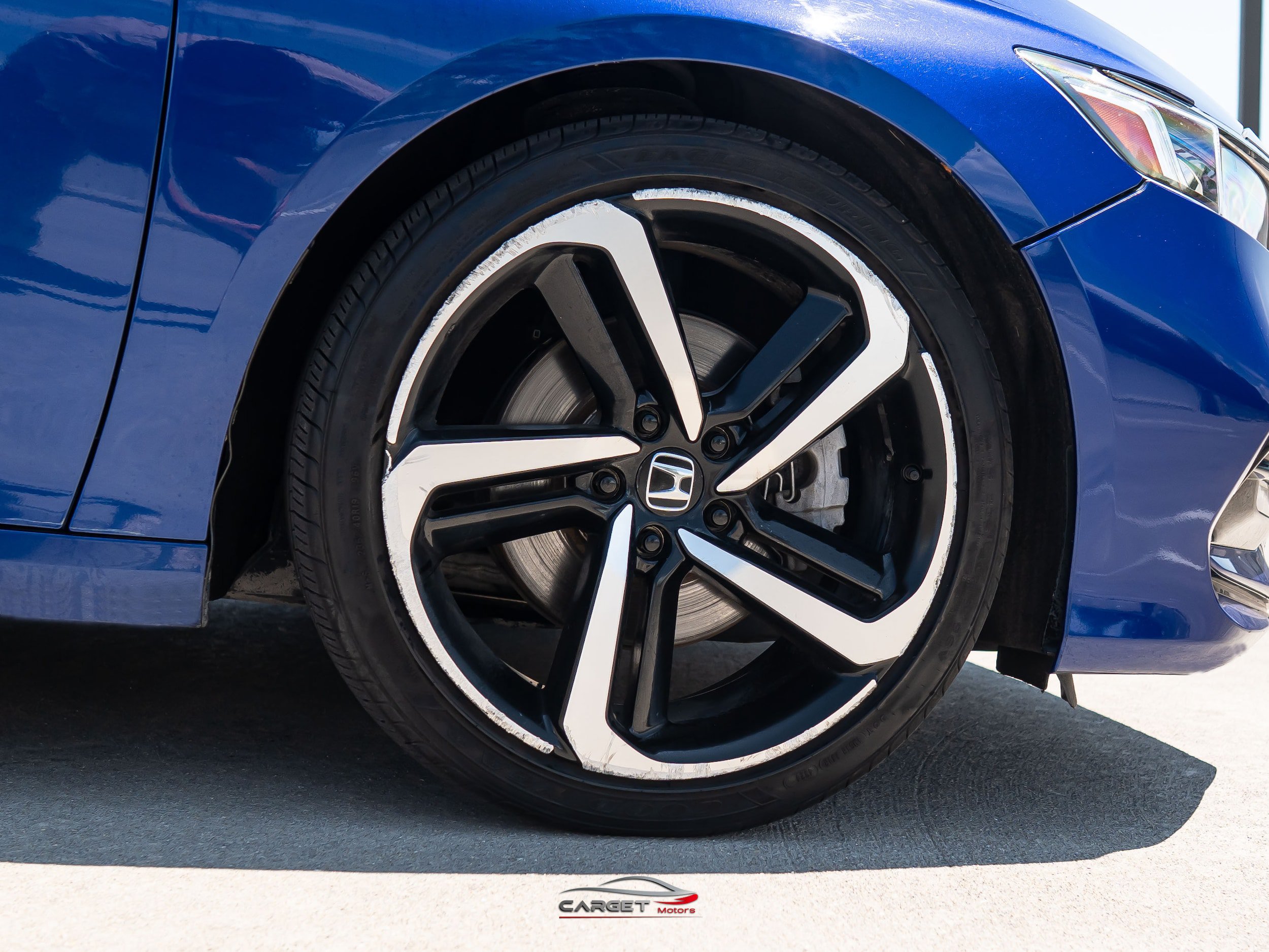 Used 2019 Honda Accord Sport image 9