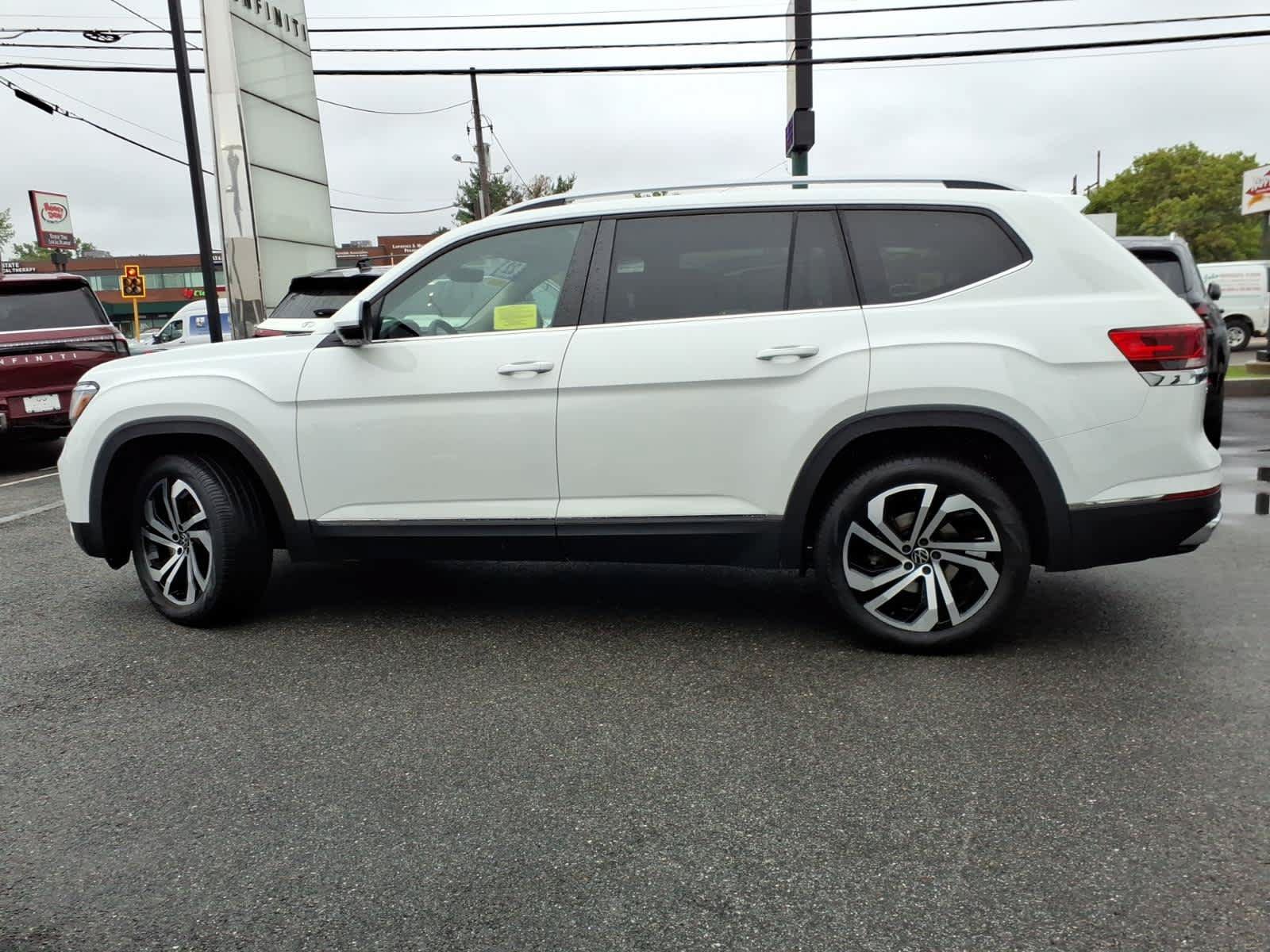 Used 2022 Volkswagen Atlas SEL AWD/4WD image 8