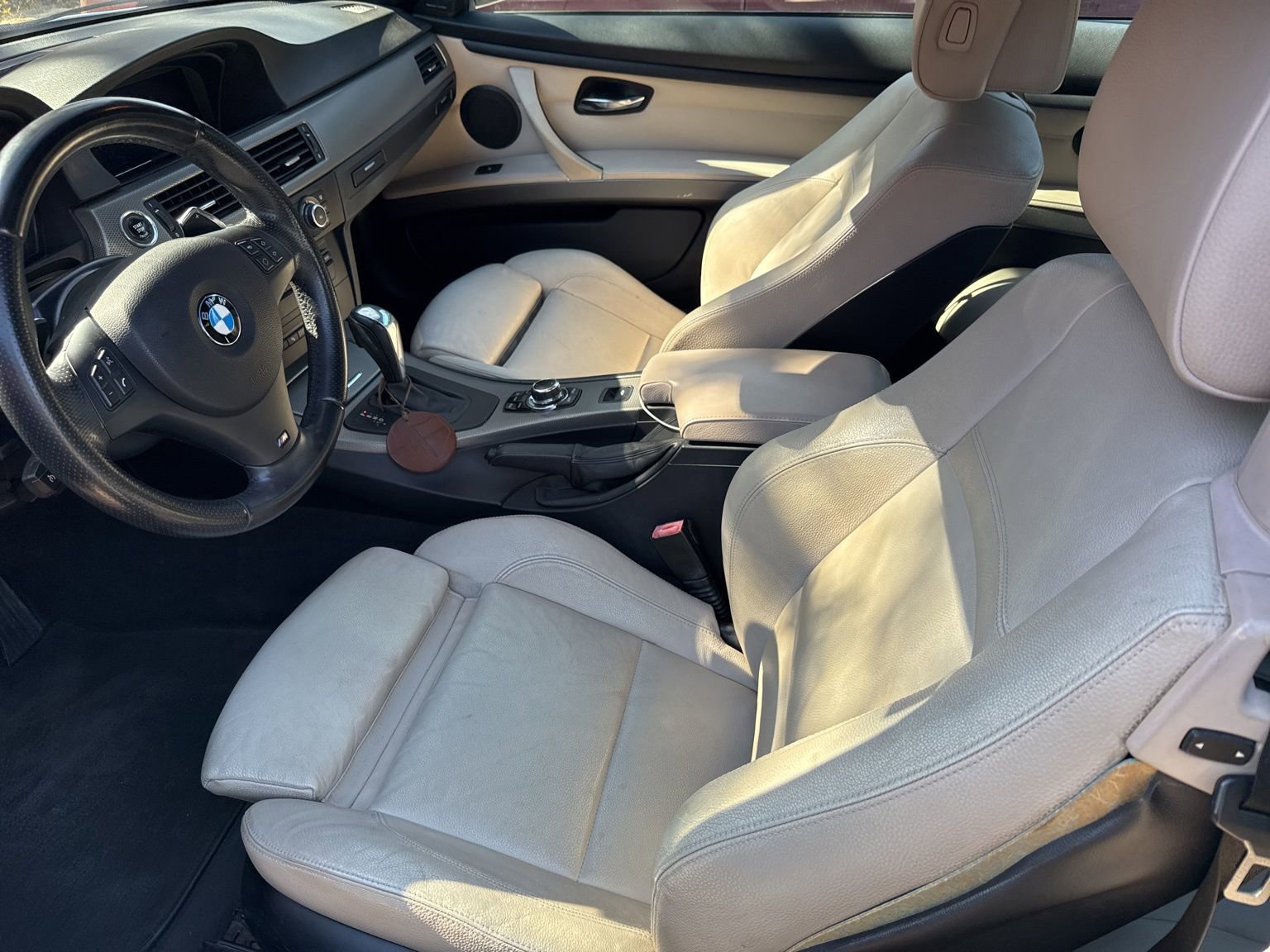 Used 2013 BMW 328i Convertible image 7