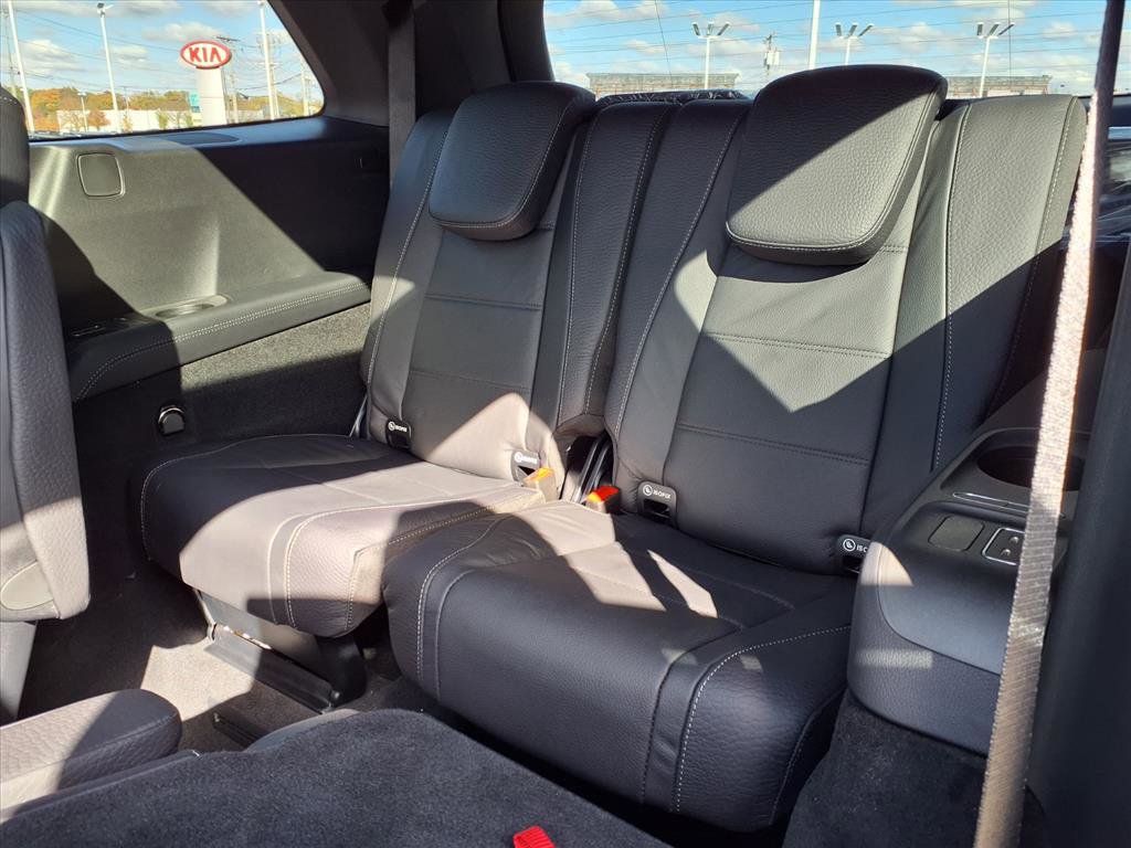 New 2026 Mercedes-Benz GLS 580 4MATIC image 9
