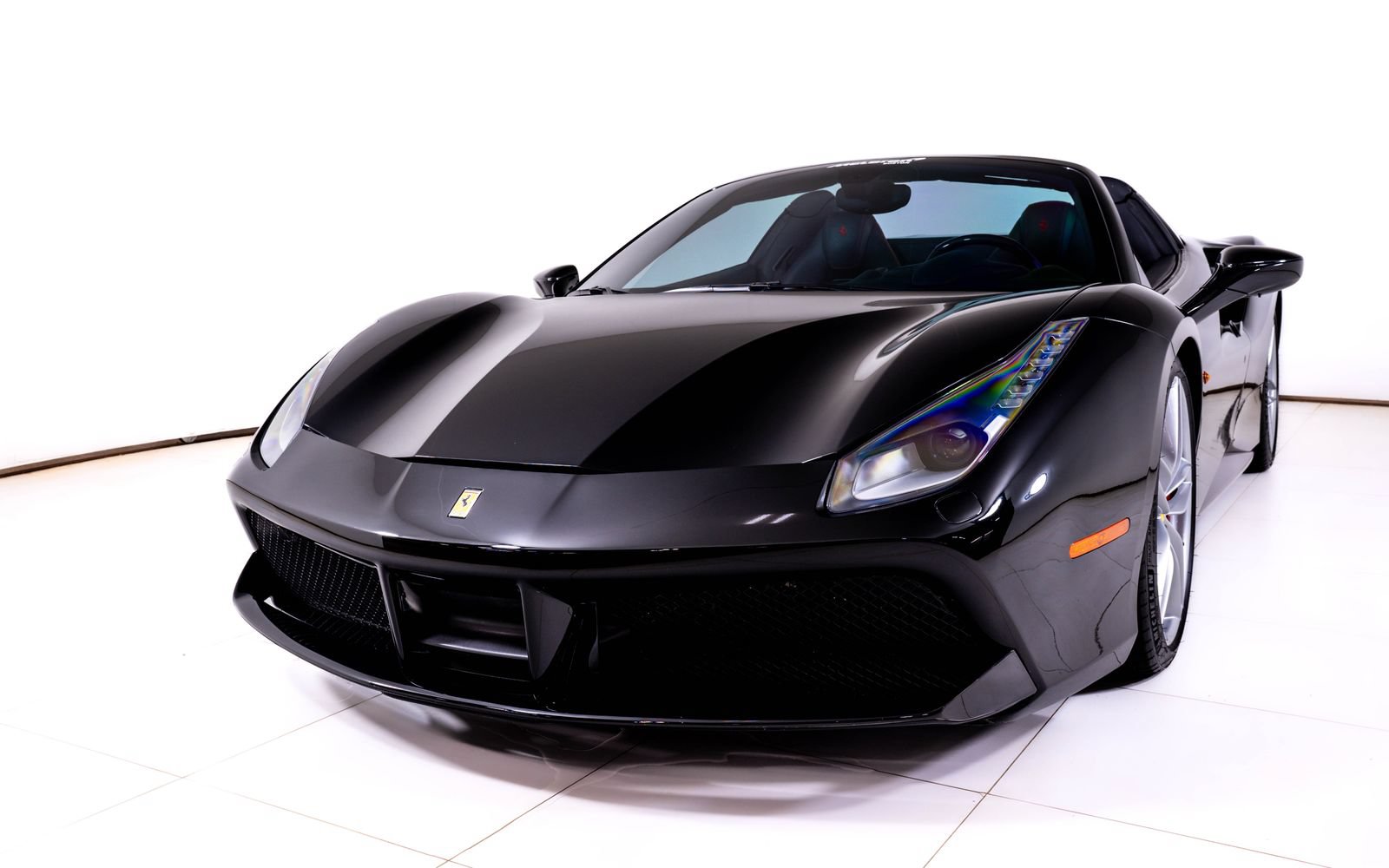 Used 2018 Ferrari 488 Spider RWD image 11