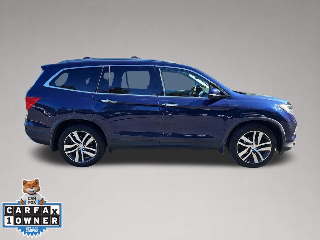 Used 2017 Honda Pilot Elite image 2