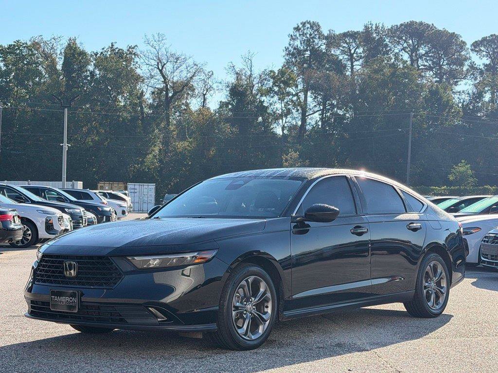 Used 2023 Honda Accord EX image 7