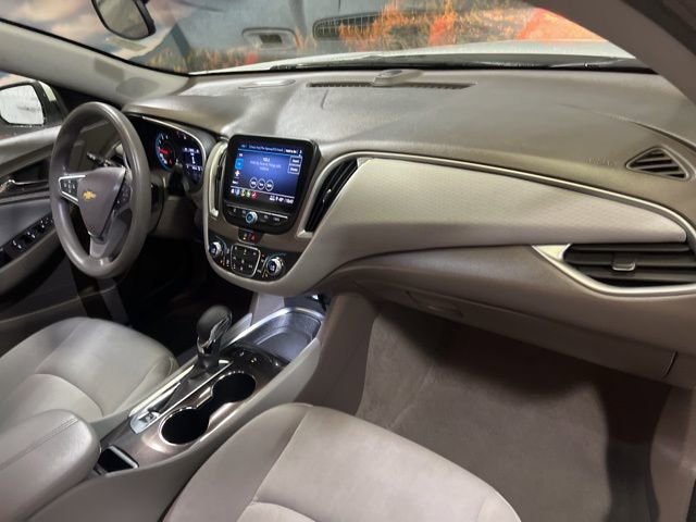 Used 2024 Chevrolet Malibu LT image 53