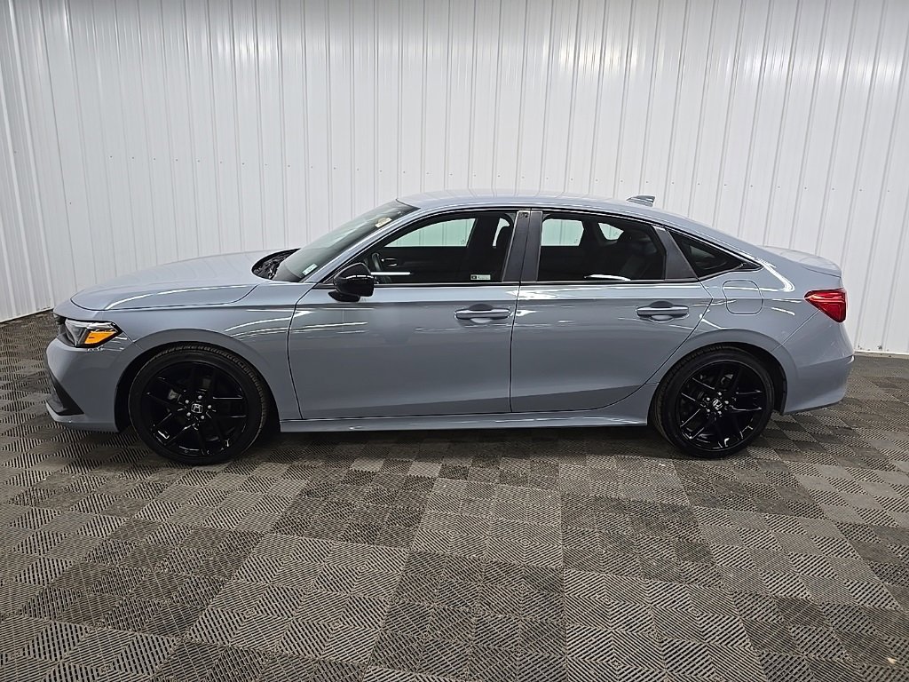 Used 2023 Honda Civic Sport image 5