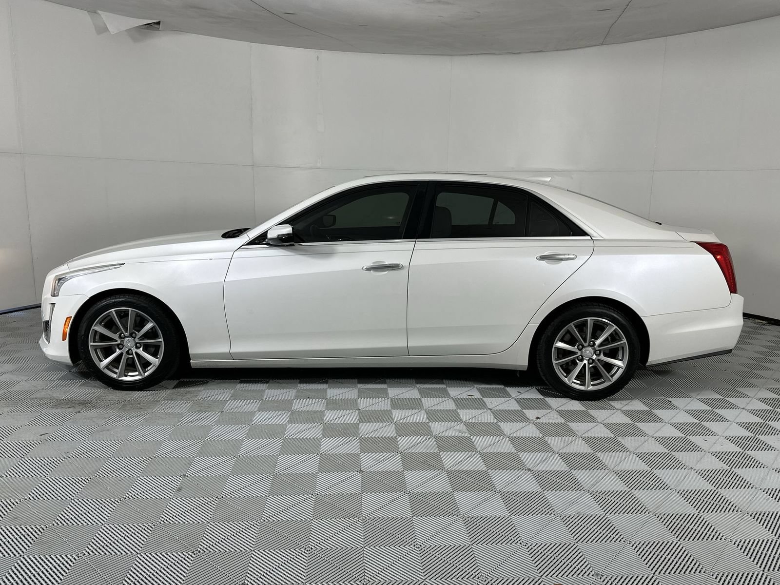 Used 2019 Cadillac CTS Sedan w/ Seating Package RWD image 5