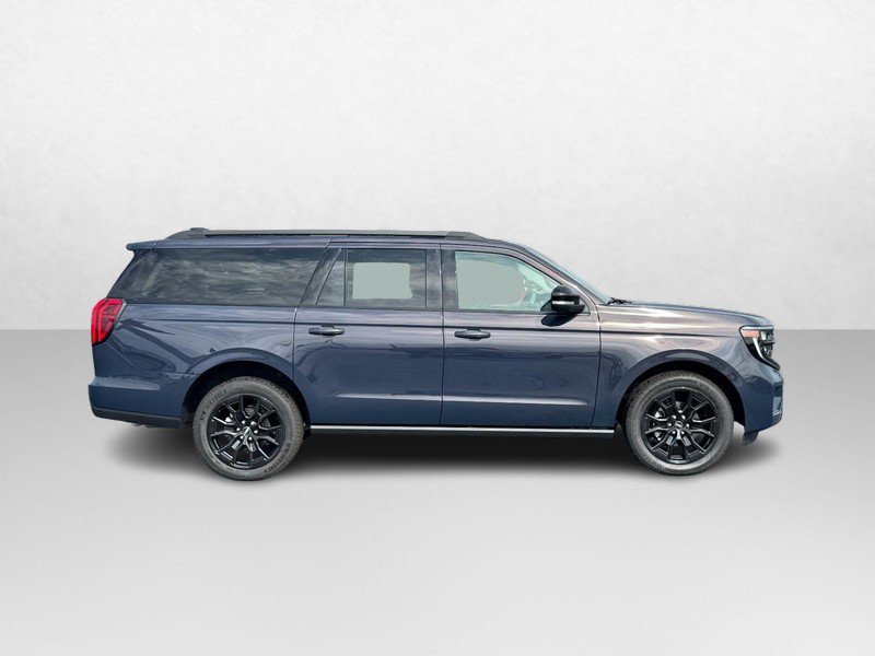 New 2027 Ford Expedition Max Platinum AWD/4WD image 2