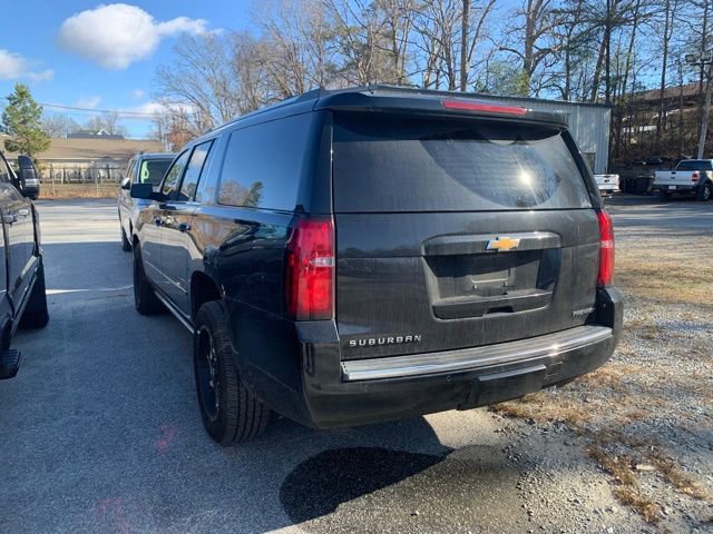 Used 2020 Chevrolet Suburban Premier w/ Premier Plus Edition image 17