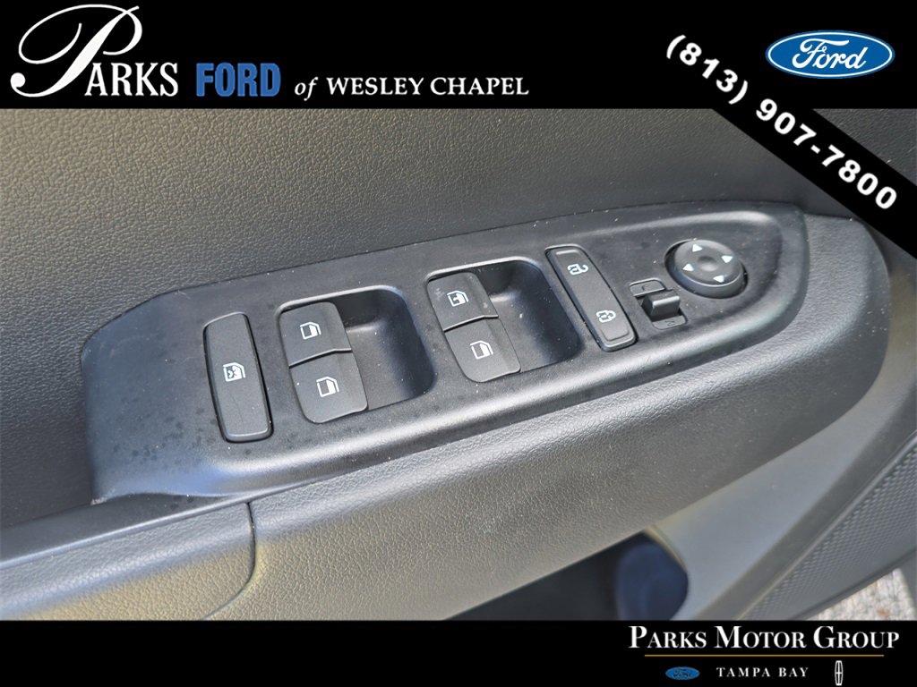 Used 2020 Hyundai Venue SE image 17