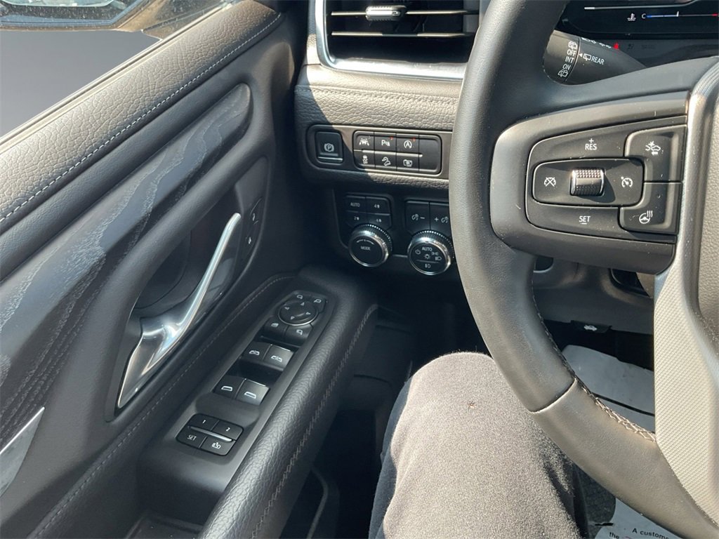 Used 2024 GMC Yukon Denali image 12