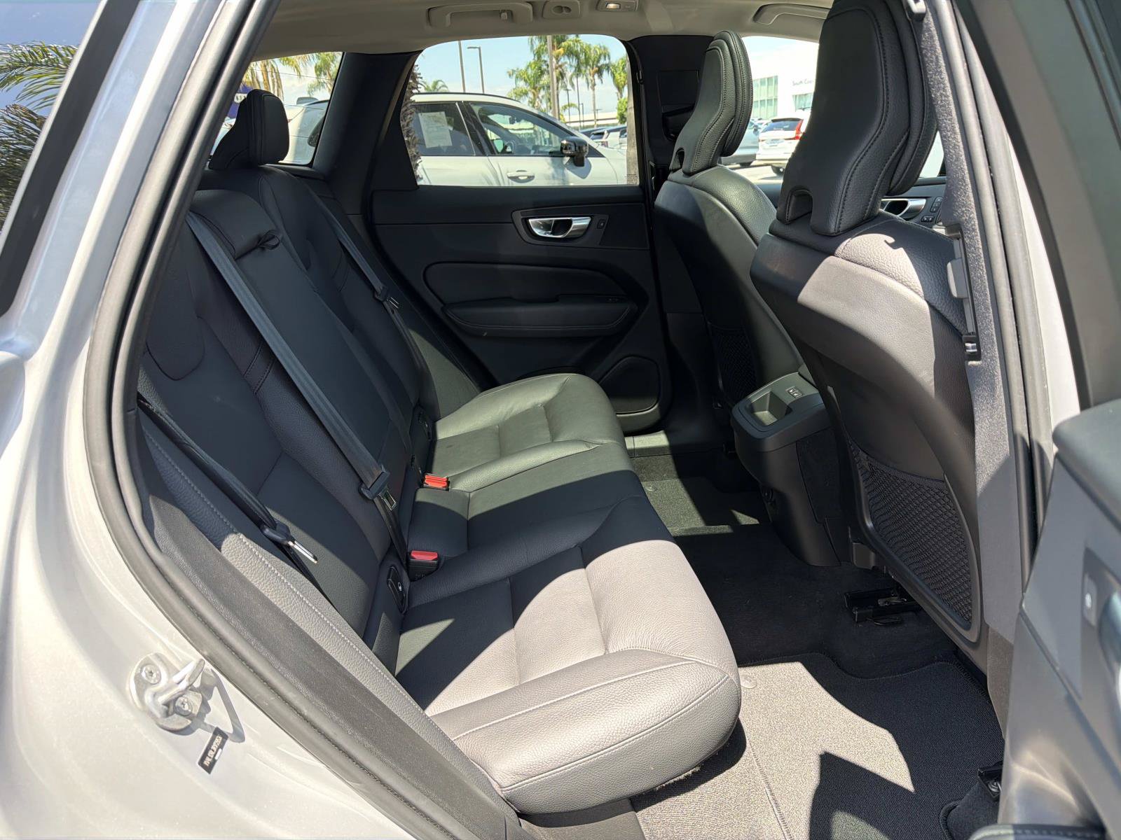 Certified 2024 Volvo XC60 B5 Plus w/ Protection Package Premier AWD/4WD image 24