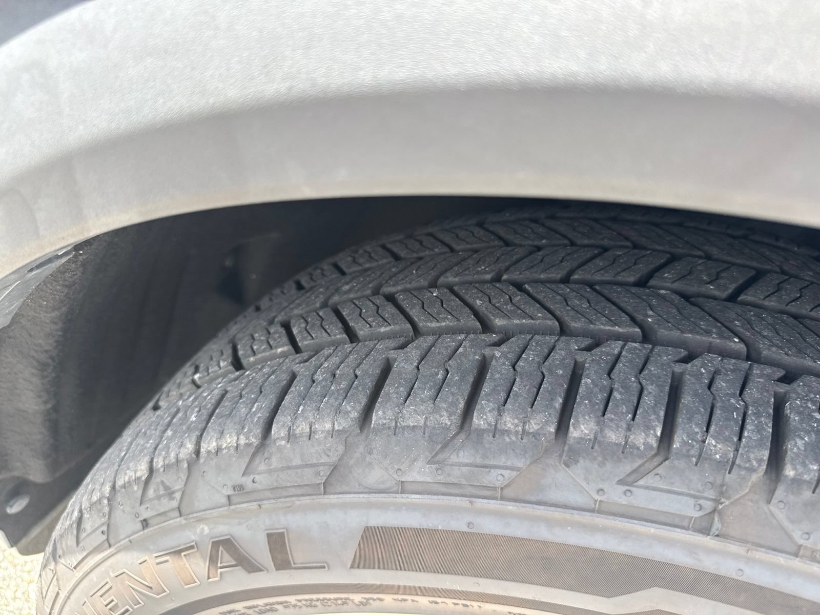 Used 2020 Ford Explorer Limited RWD image 13