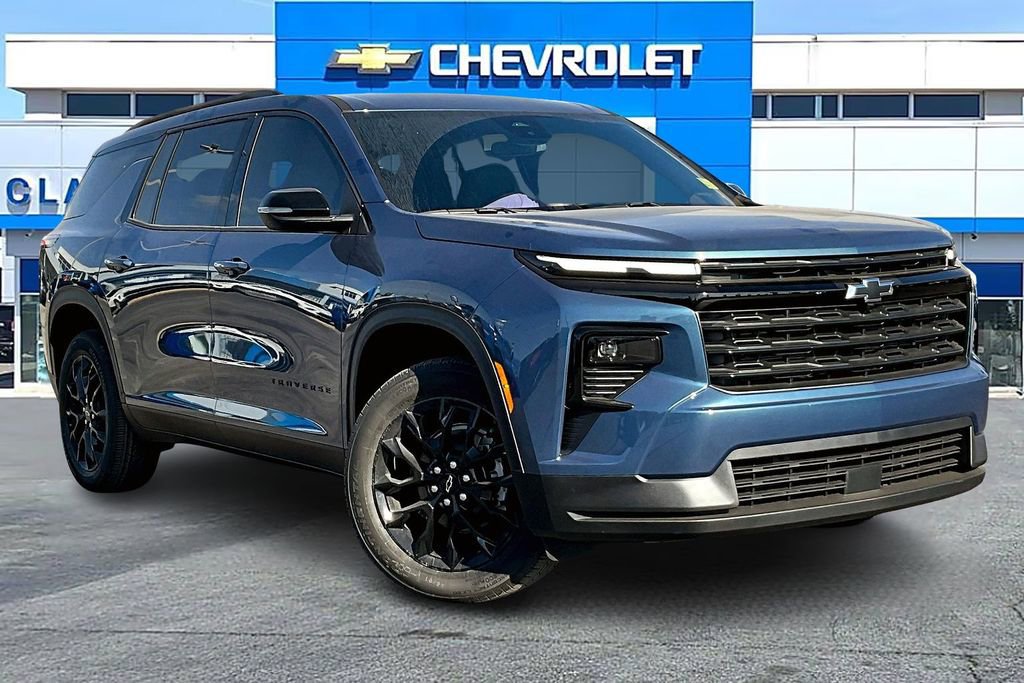 New 2026 Chevrolet Traverse LT