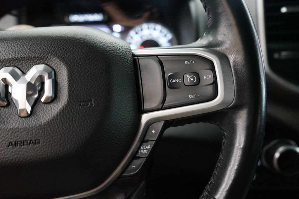 Used 2022 RAM 1500 Big Horn AWD/4WD image 32
