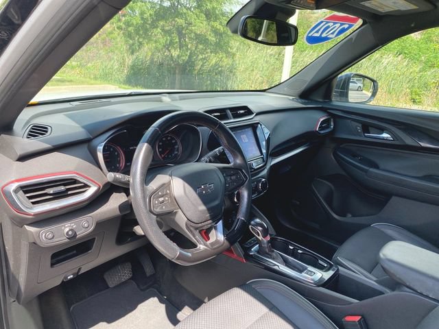Used 2021 Chevrolet TrailBlazer RS w/ Sun and Liftgate Package AWD/4WD image 10
