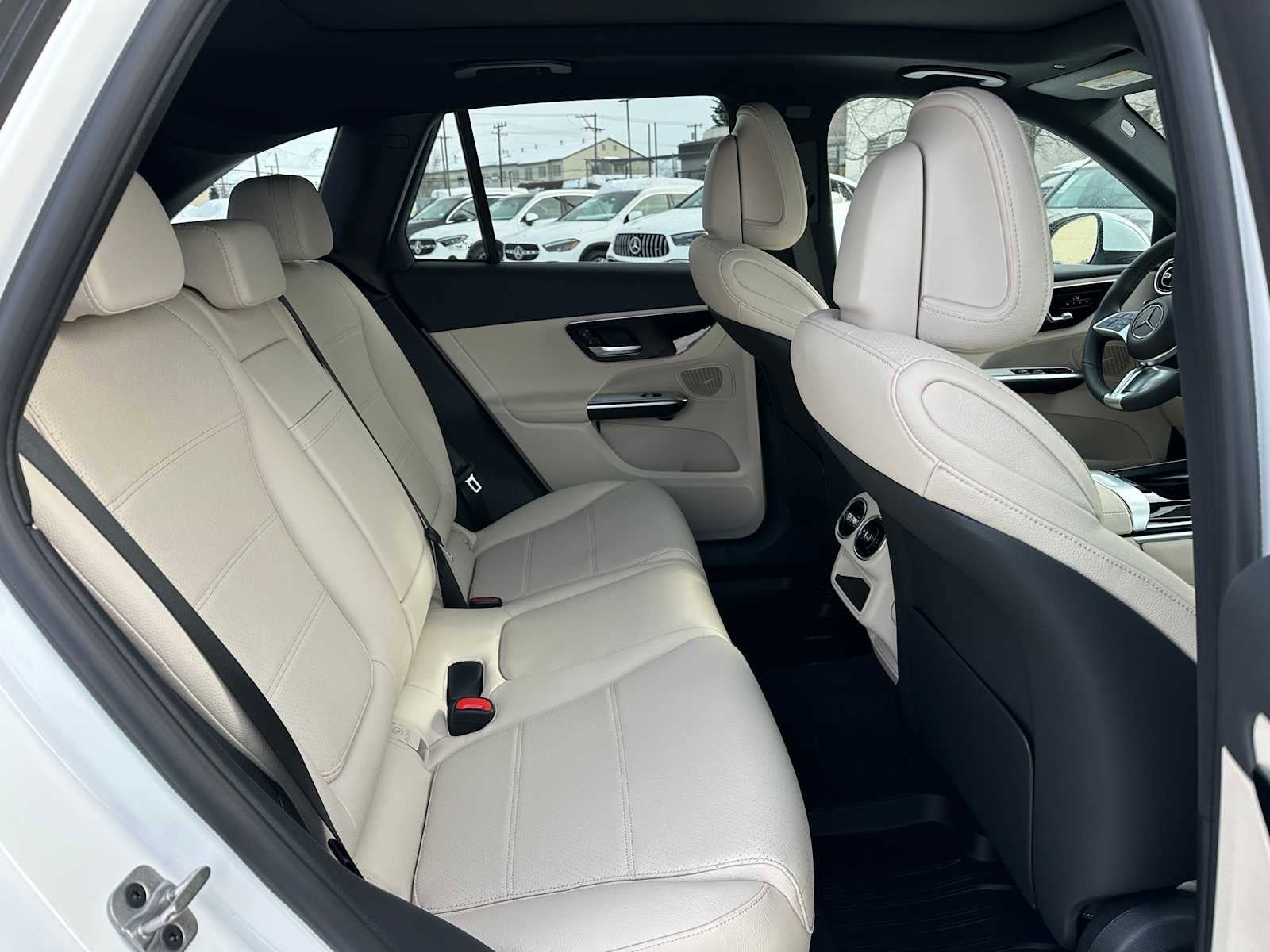 New 2026 Mercedes-Benz GLC 300 4MATIC image 12