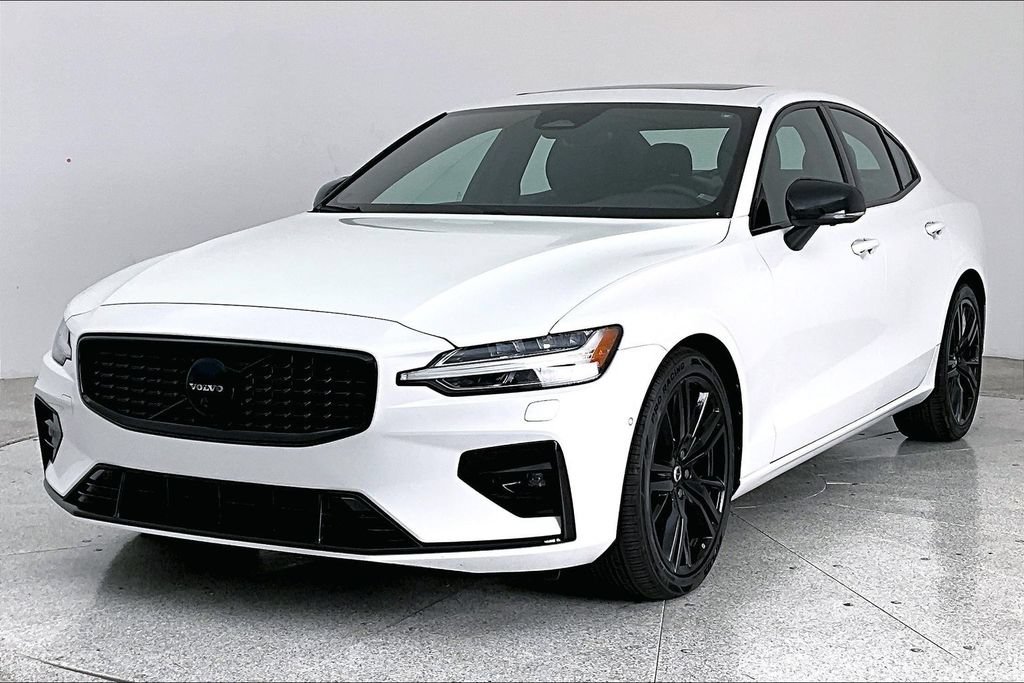Certified 2023 Volvo S60 B5 Plus w/ Climate Package AWD/4WD image 14