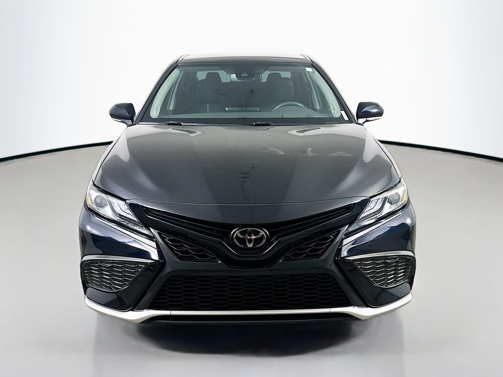 Used 2022 Toyota Camry XSE FWD video 2