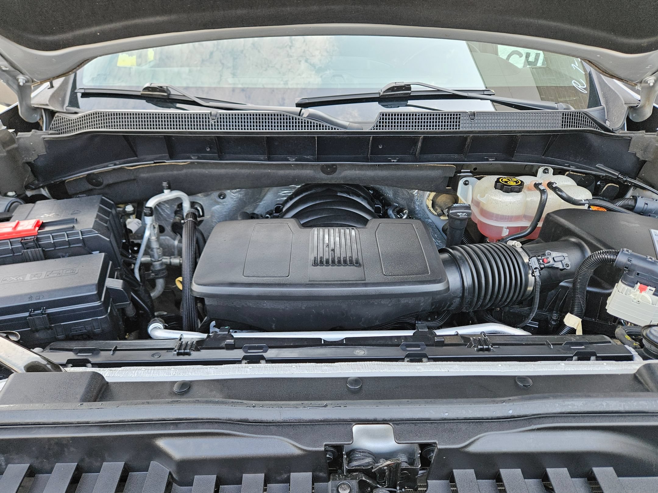 Used 2020 Chevrolet Silverado 1500 LT AWD/4WD image 31