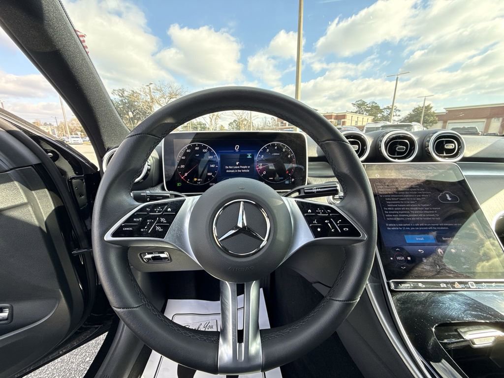 Used 2025 Mercedes-Benz C 300 Sedan image 14