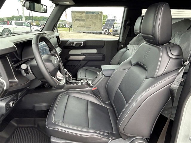Used 2021 Ford Bronco First Edition image 6