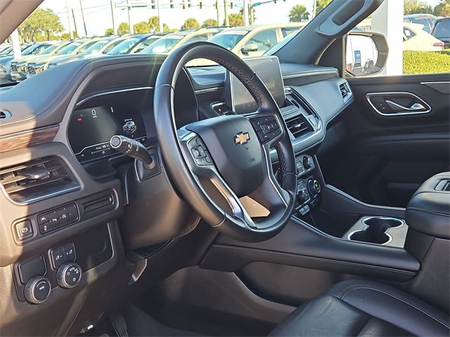 Used 2024 Chevrolet Suburban LT image 16