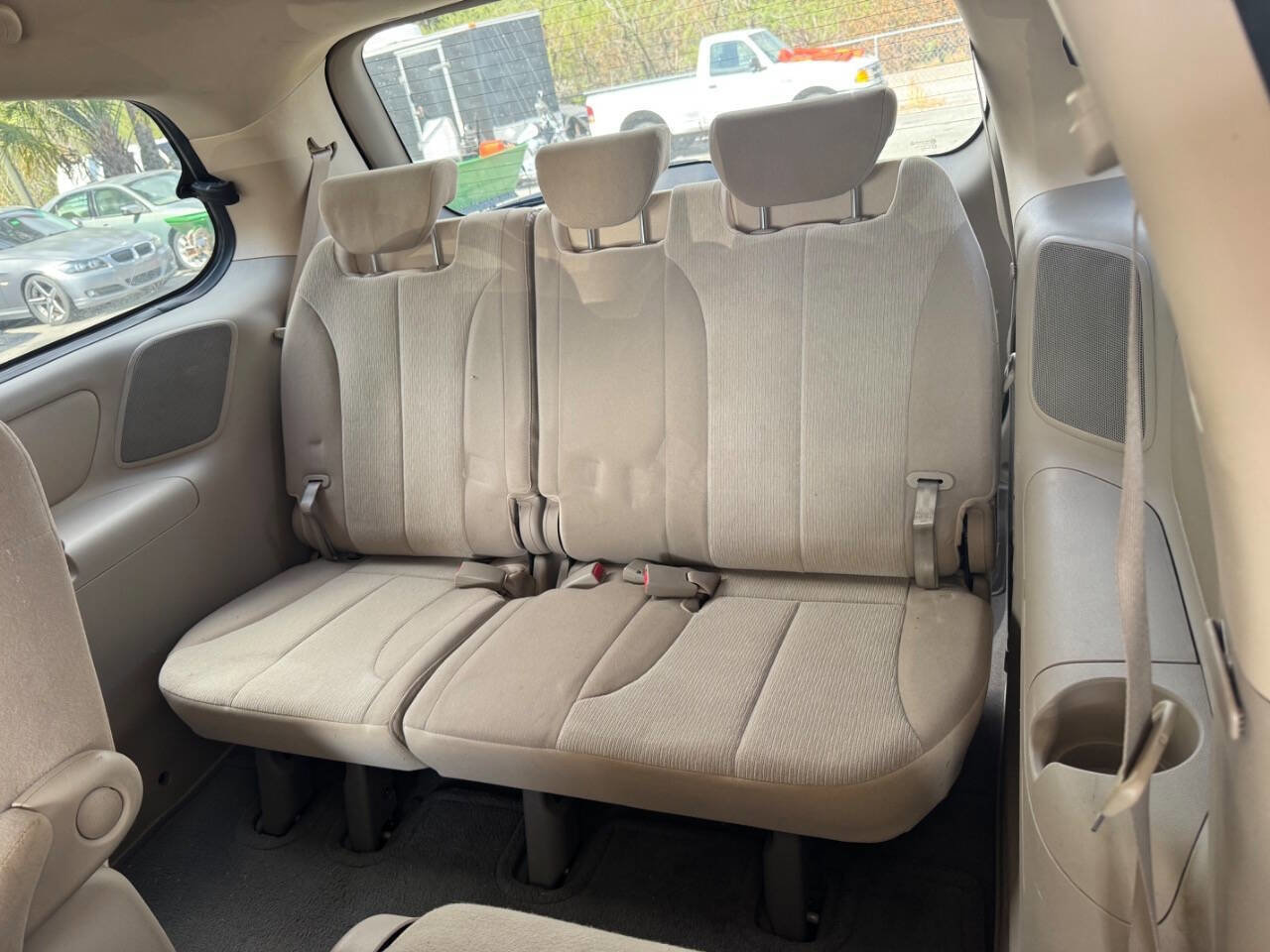 Used 2010 Kia Sedona LX w/ PWR Pkg image 19