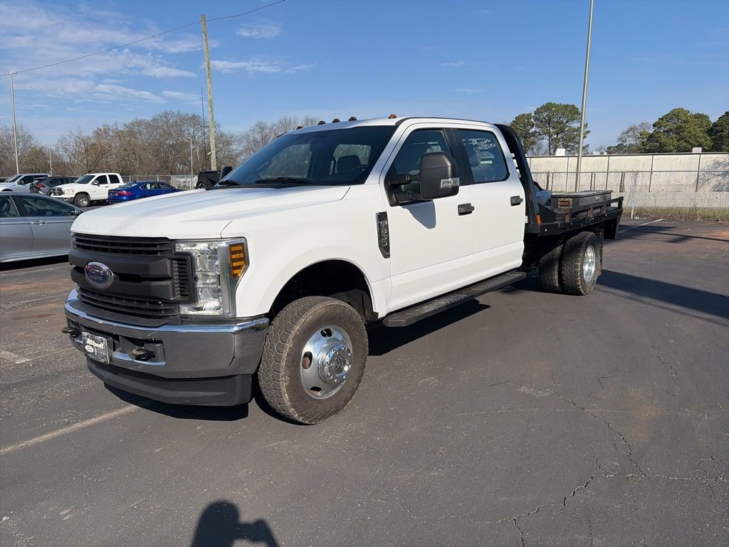Used 2019 Ford F350 XL w/ Power Equipment Group image 3