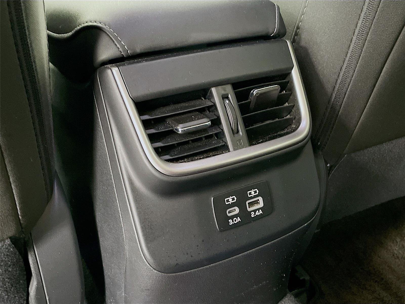 Used 2025 Subaru Outback Premium AWD/4WD image 28