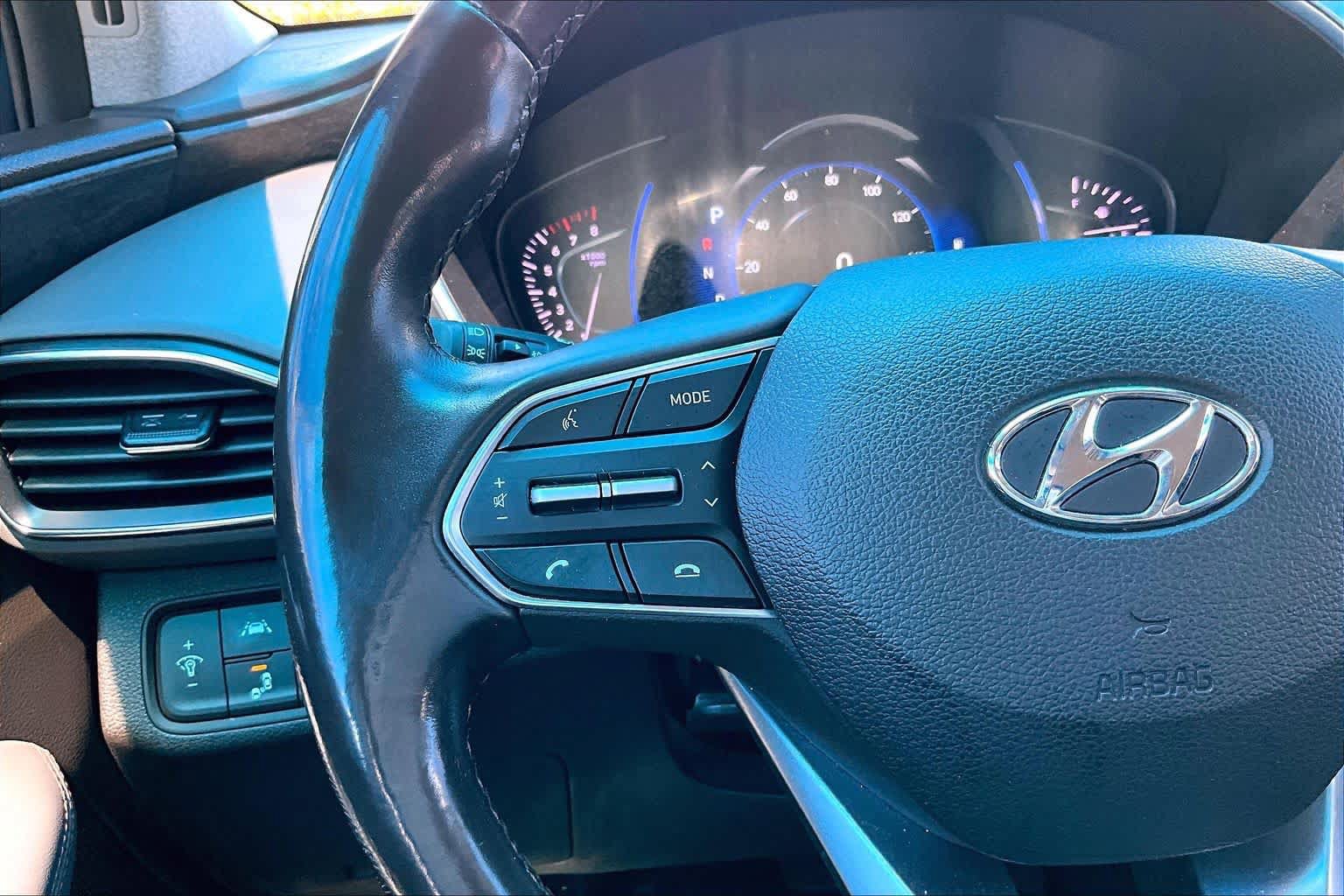 Used 2020 Hyundai Santa Fe Limited FWD image 23