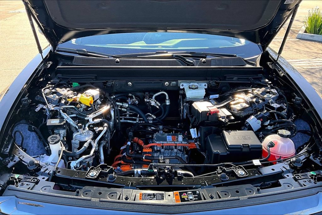 New 2026 Cadillac Lyriq Premium Sport w/ LPO, Floor Liner Package RWD image 17