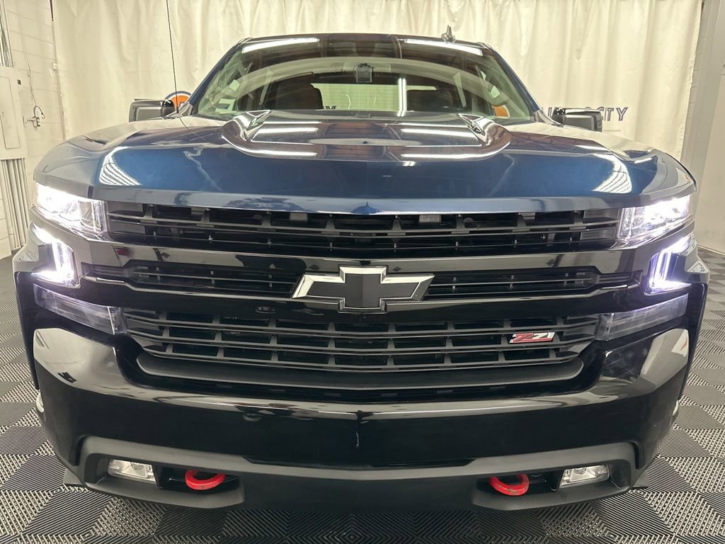 Used 2022 Chevrolet Silverado 1500 LT Trail Boss w/ Bed Protection Package AWD/4WD image 4