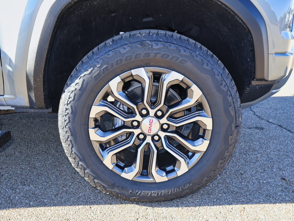 New 2026 GMC Canyon Denali image 30