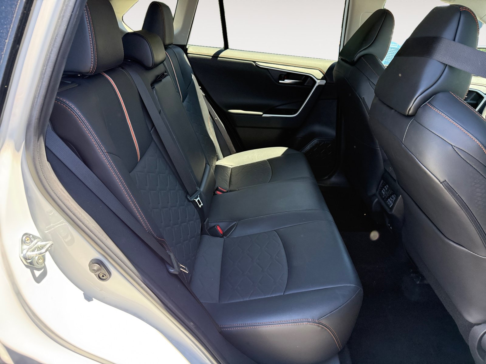 Used 2024 Toyota RAV4 Adventure AWD/4WD image 18