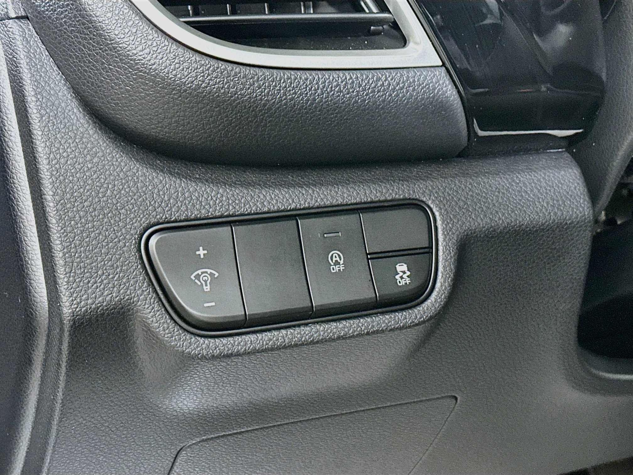 Certified 2026 Kia Seltos S FWD image 10
