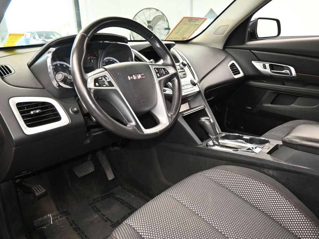 Used 2017 GMC Terrain SLE w/ Convenience Package image 13